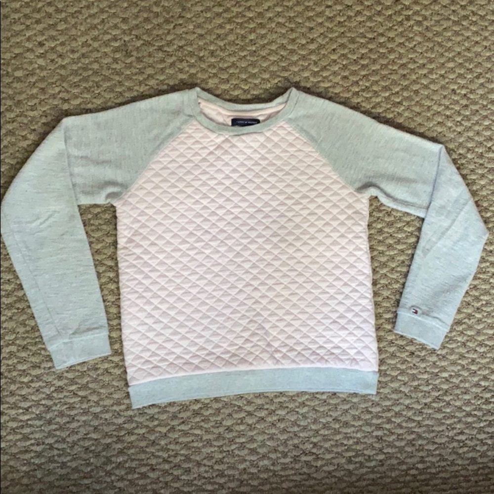 Tommy Hilfiger sweater